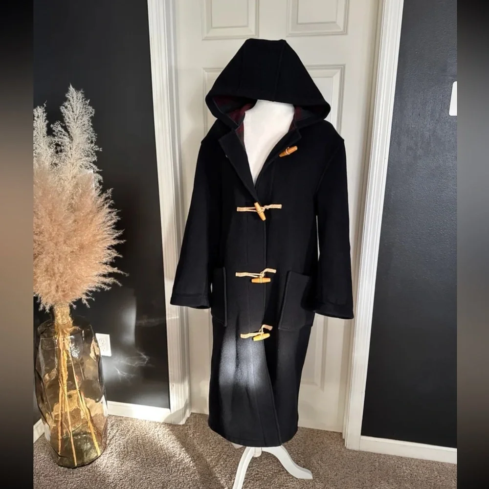 Vintage Orvis Duffle Coat Wool Cashmere Plaid Lined Toggle England 
Size Medium - Picture 7 of 12